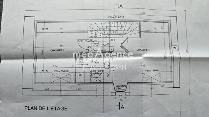 Maison - 250 m² - 4 pièces
