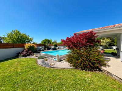 Maison - 155 m² - 5 pièces