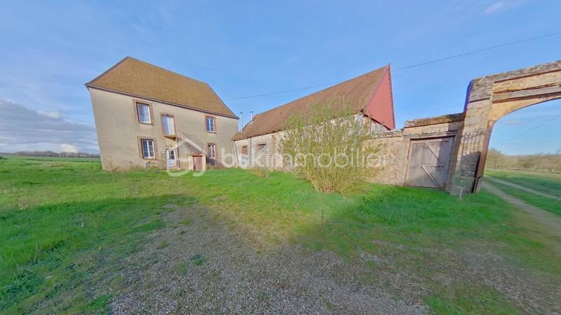 Corps de ferme - 310 m² - 11 pièces