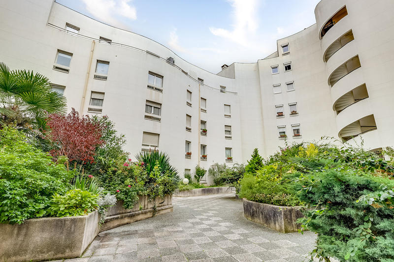 Appartement - 83 m² - 4 pièces