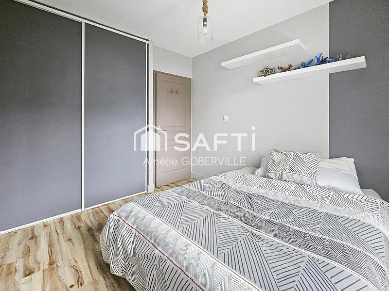 Maison - 180 m² - 7 pièces