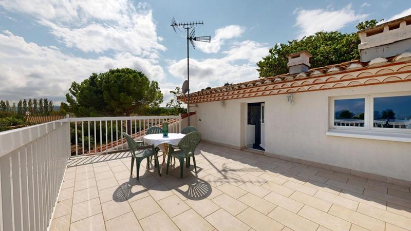 Villa - 311 m² - 12 pièces