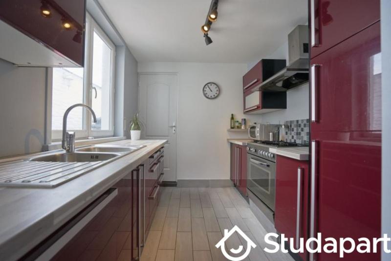 Chambre - 13 m² - 1 pièce