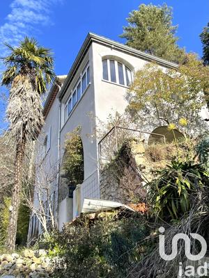 Maison - 125 m² - 6 pièces