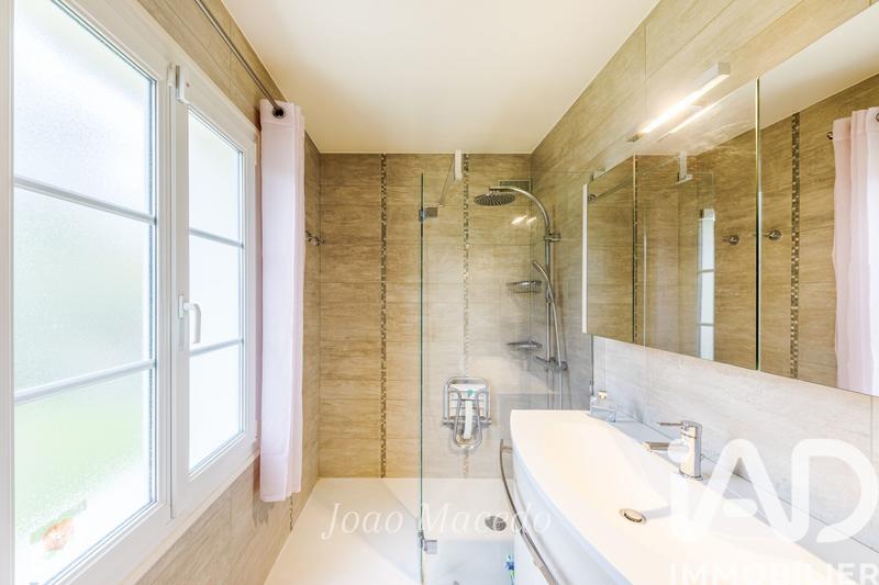 Maison - 157 m² - 7 pièces