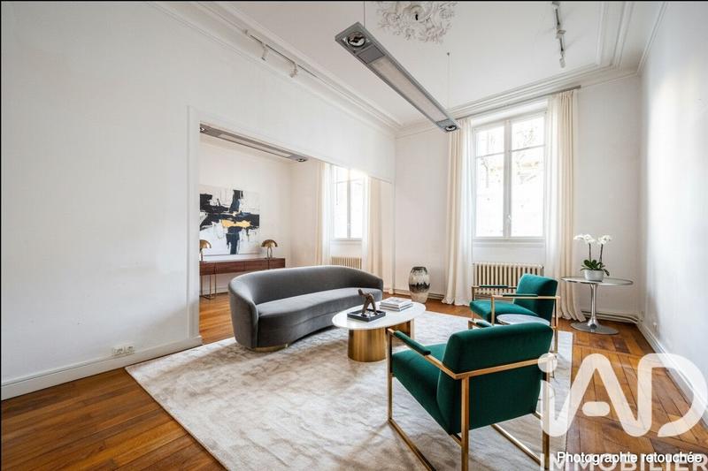 Appartement - 97 m² - 5 pièces