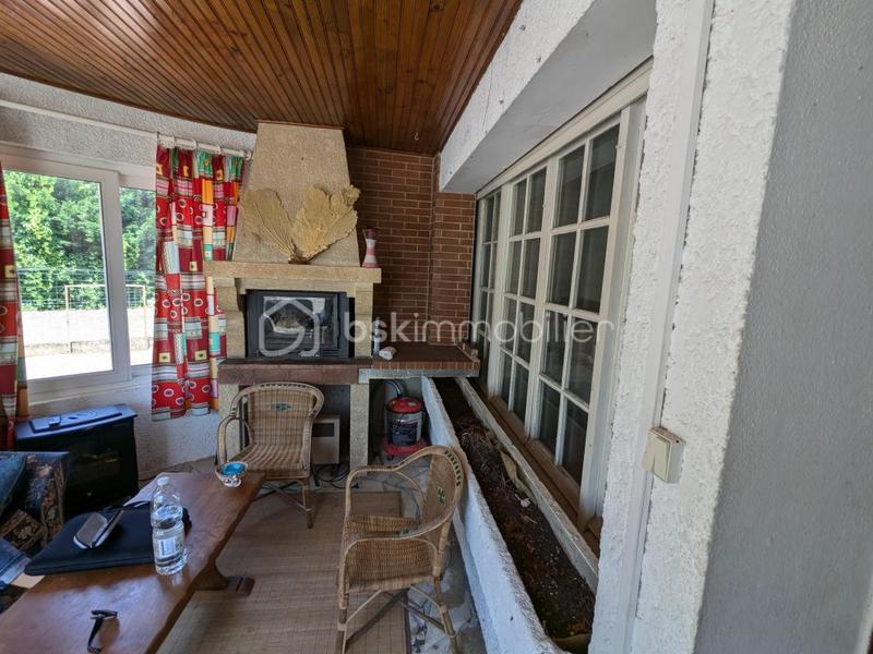 Maison traditionnelle - 250 m² - 11 pièces