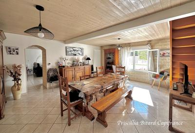 Maison - 175 m² - 7 pièces