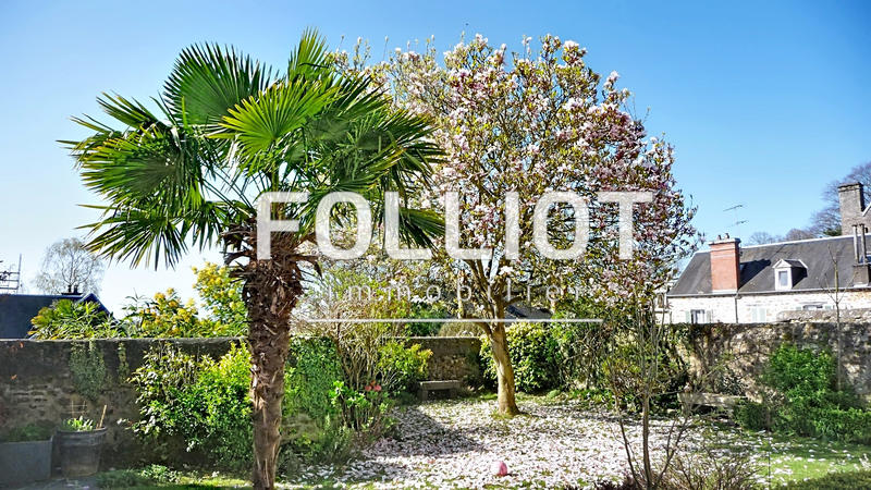 Maison - 190 m² - 6 pièces