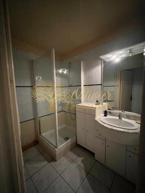 Appartement - 95 m² - 4 pièces