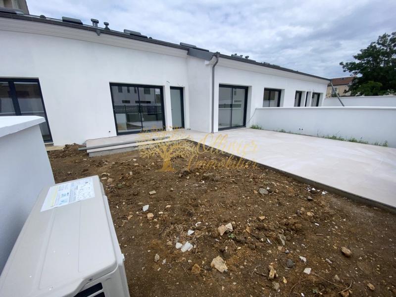 Pavillon - 99 m² - 4 pièces