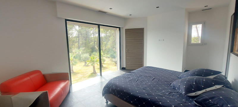 Villa - 250 m² - 6 pièces