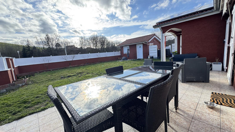 Maison - 105 m² - 6 pièces