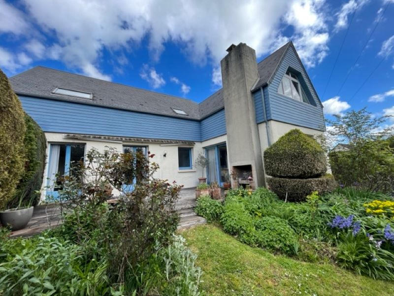 Maison - 170 m² - 7 pièces