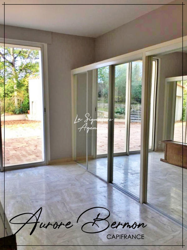 Villa - 305 m² - 7 pièces