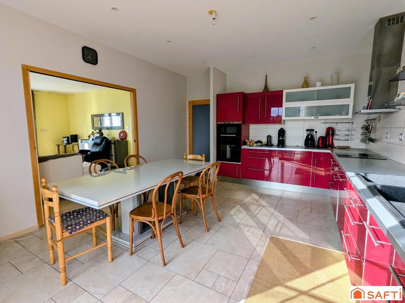 Maison - 192 m² - 7 pièces