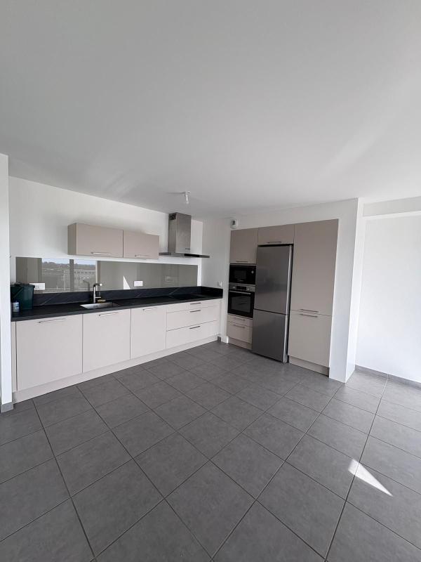 Appartement - 111 m² - 4 pièces