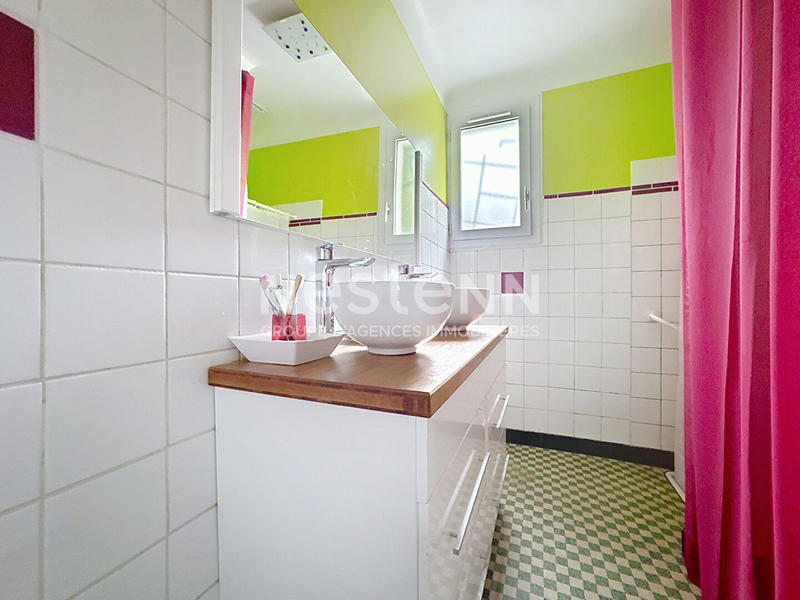 Maison - 87 m² - 5 pièces