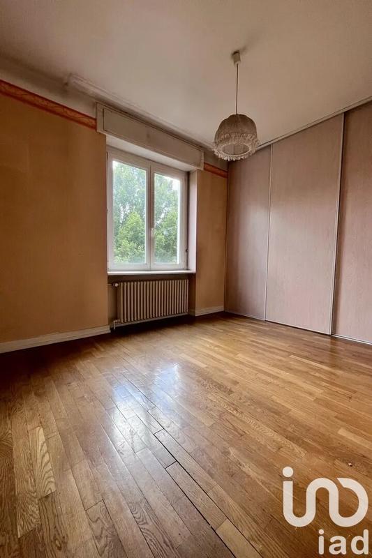 Appartement - 90 m² - 4 pièces
