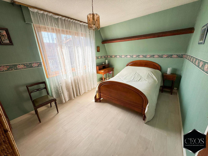 Maison ancienne - 272 m² - 15 pièces