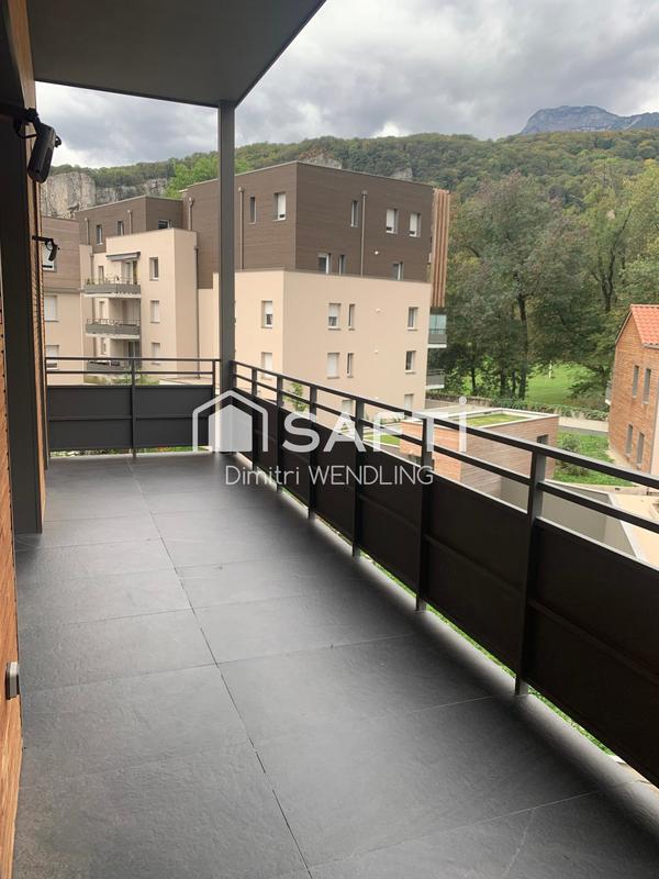 Appartement - 92 m² - 4 pièces