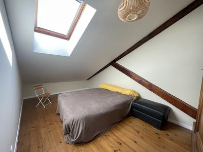 Appartement - 100 m² - 5 pièces