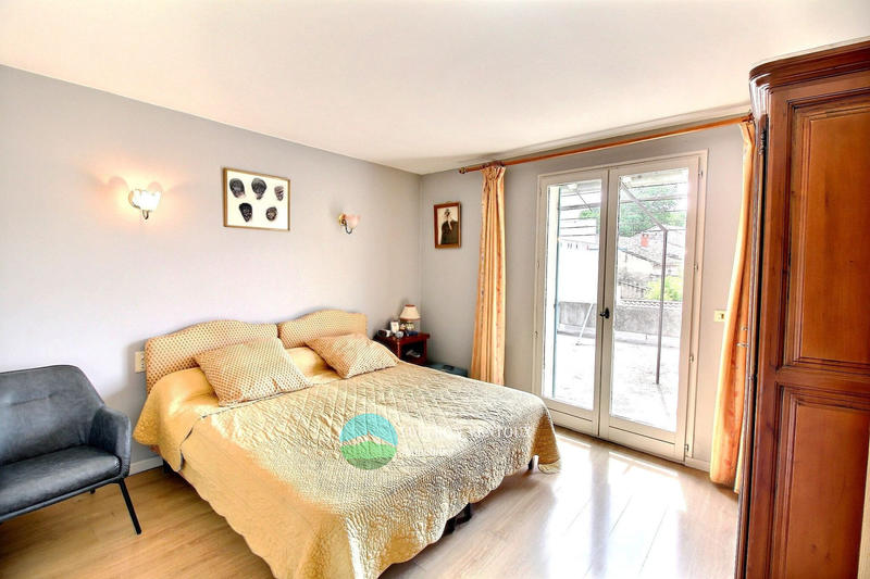 Maison de ville - 130 m² - 5 pièces