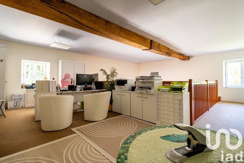 Maison - 655 m² - 14 pièces