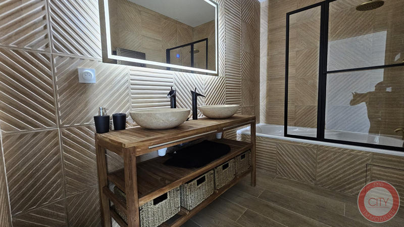 Maison contemporaine - 131 m² - 5 pièces