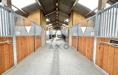 Haras - 220 m² - 7 pièces