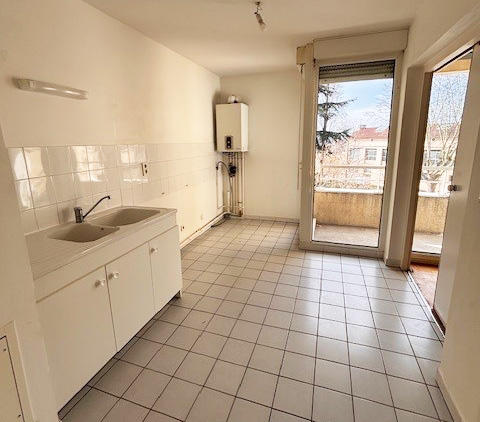 Appartement - 79 m² - 3 pièces