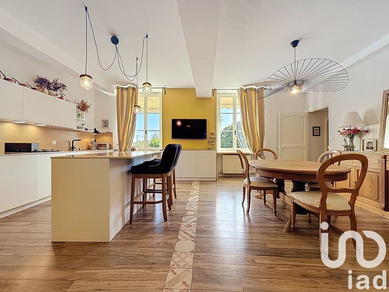 Maison - 350 m² - 12 pièces