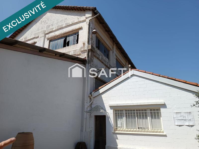 Local commercial - 1 099 m² - 10 pièces