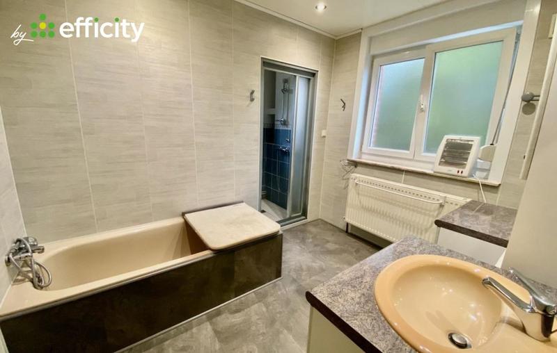 Maison - 157 m² - 7 pièces