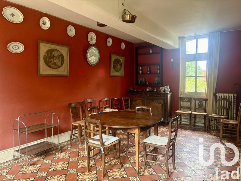 Maison - 263 m² - 10 pièces