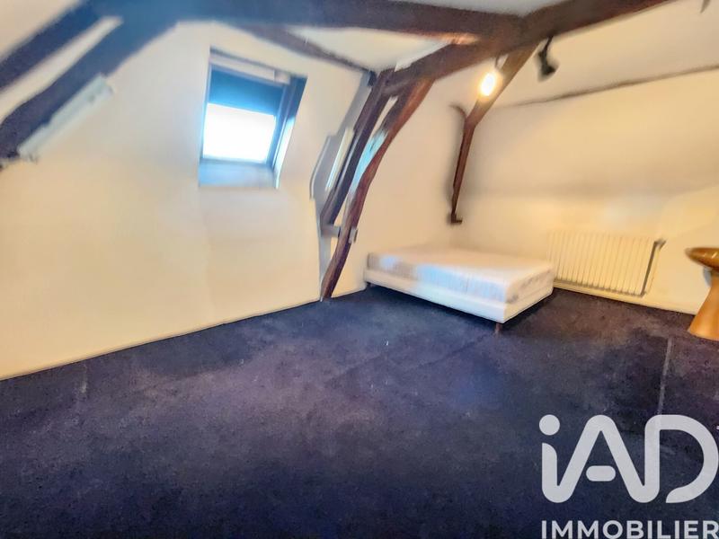 Maison - 222 m² - 7 pièces