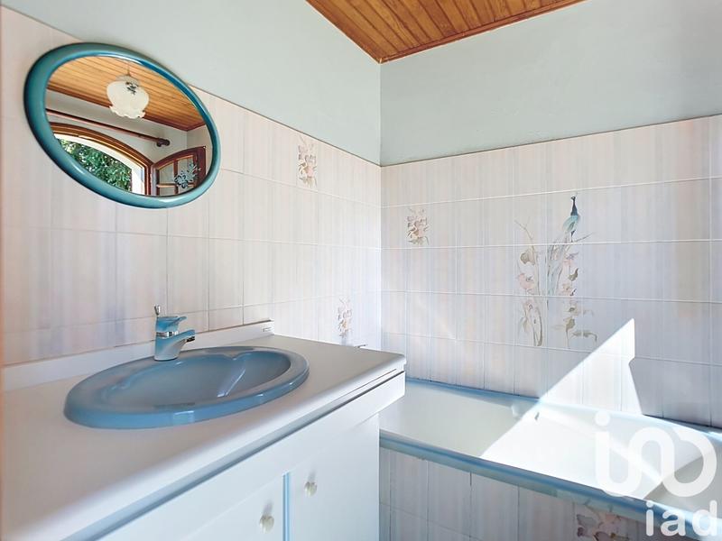 Maison - 390 m² - 4 pièces