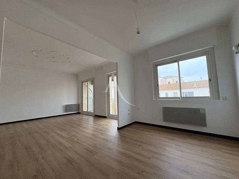 Appartement - 97 m² - 4 pièces