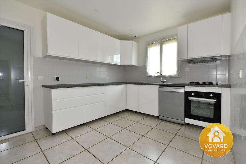 Maison - 106 m² - 6 pièces