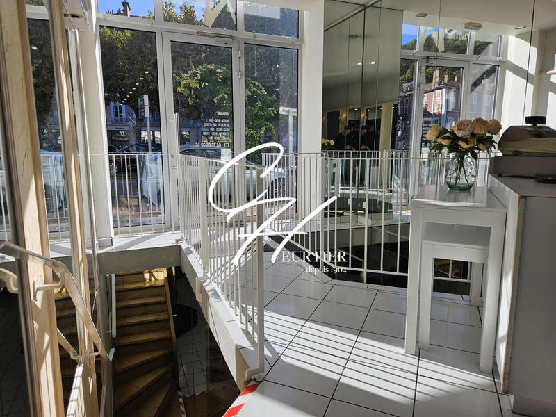 Fonds de commerce - 134 m²