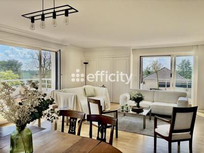 Appartement - 111 m² - 4 pièces