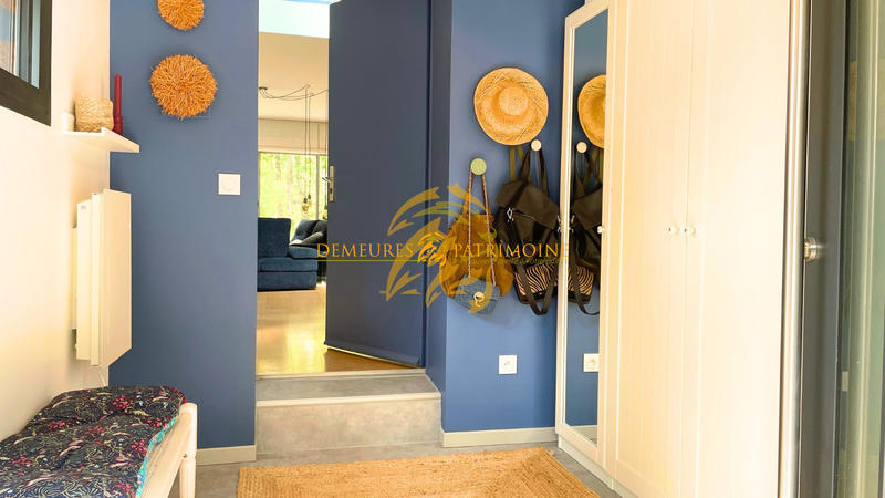 Maison traditionnelle - 175 m² - 5 pièces