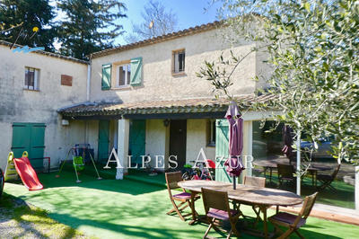 Villa - 173 m² - 7 pièces