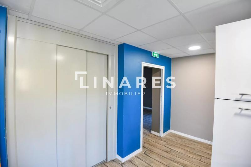 Bureau - 382 m² - 11 pièces