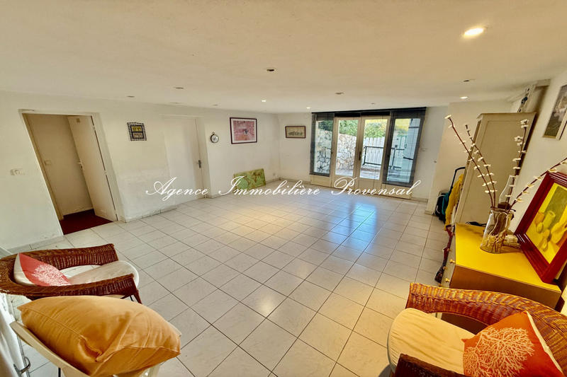 Maison - 130 m² - 2 pièces