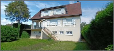 Maison - 184 m² - 10 pièces