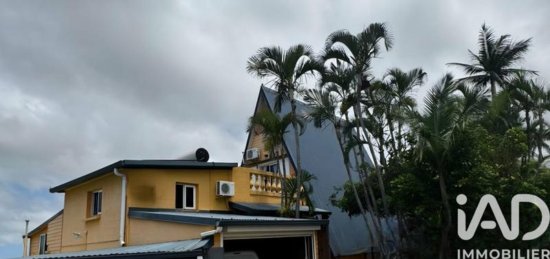 Maison - 251 m² - 7 pièces