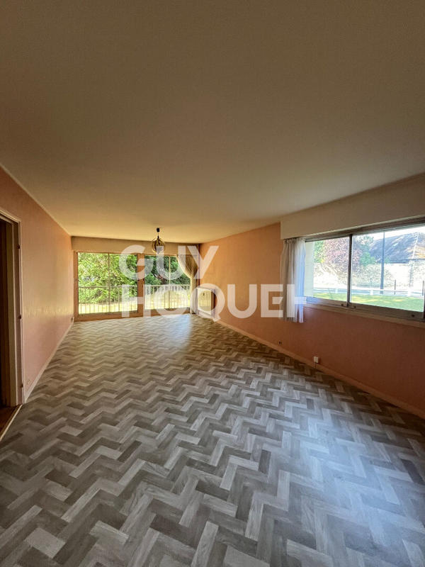 Appartement - 102 m² - 5 pièces