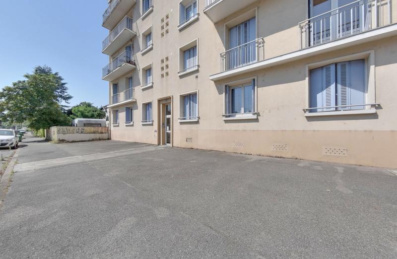 Appartement - 79 m² - 5 pièces