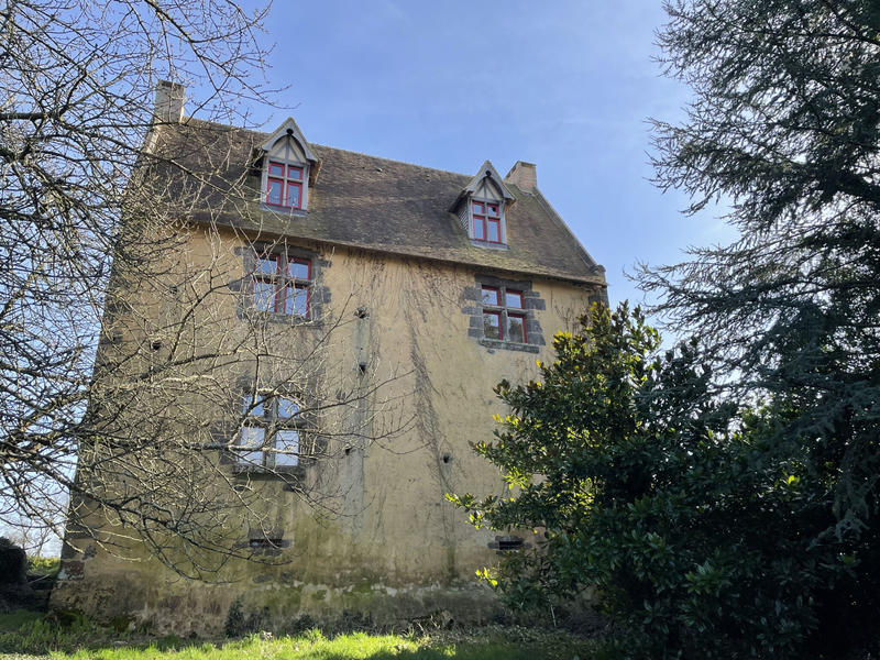 Maison - 230 m² - 4 pièces